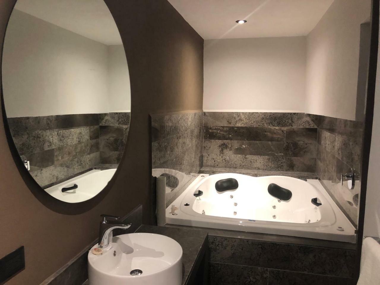 Hotel Isabel Πουέμπλα Εξωτερικό φωτογραφία